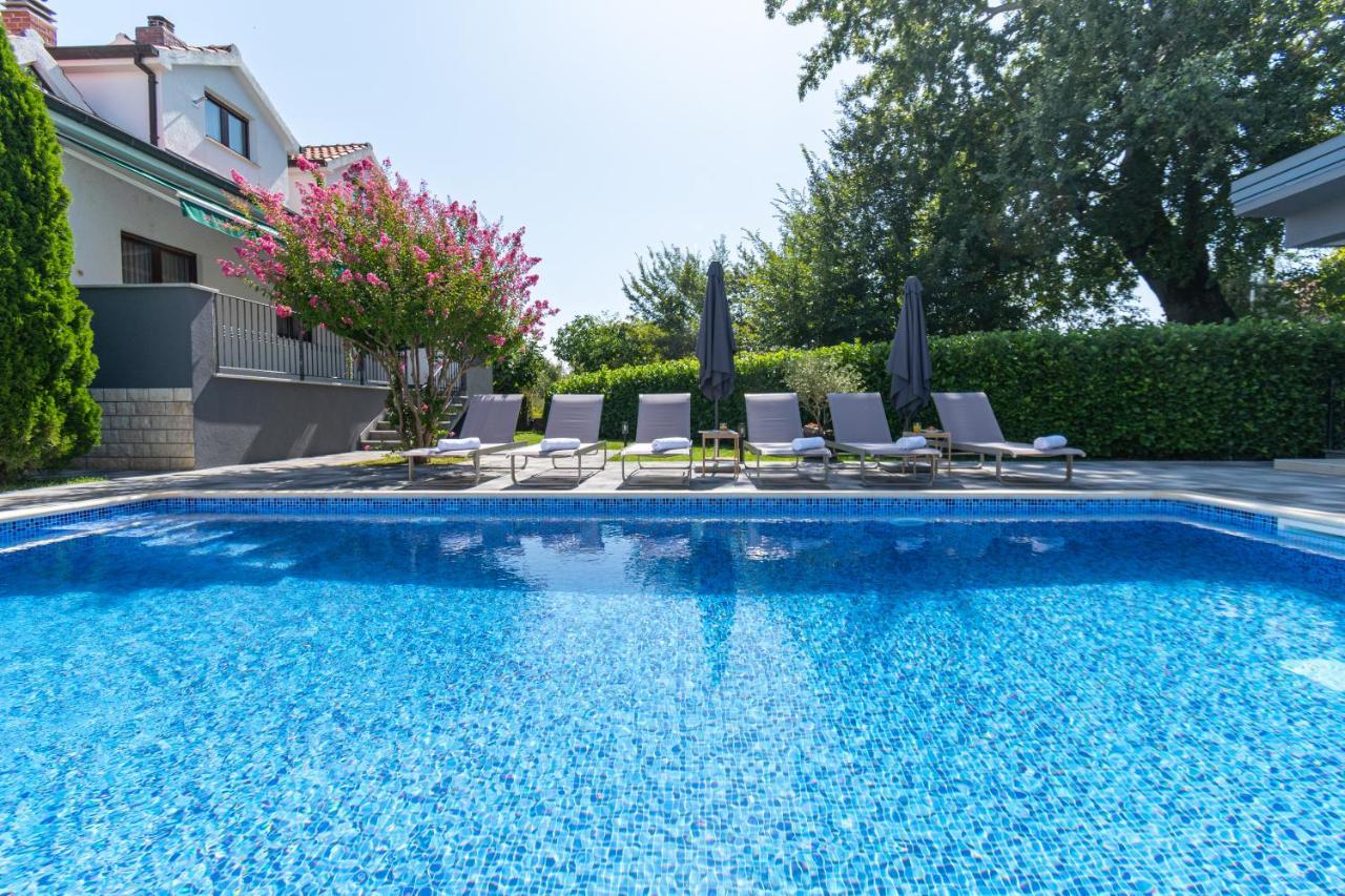 The Oasis Villa Trilj Екстериор снимка